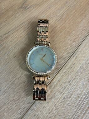 Fossil BQ3818 Tillie Solar-Powered Gold-Tone Stainless Steel Watch